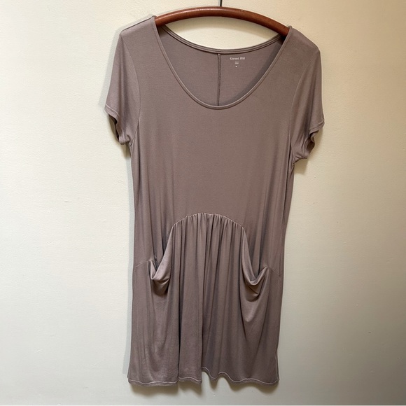~ new ~Short Sleeve Pocket A-Line Dress in size Medium by Garnet Hill - Picture 2 of 11